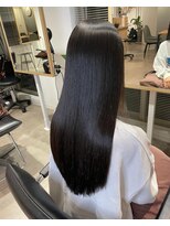 シキ 戸塚(Shiki.)&nbsp;着物ヘア/大人ガーリー/ダークアッシュ/似合わせカット/戸塚