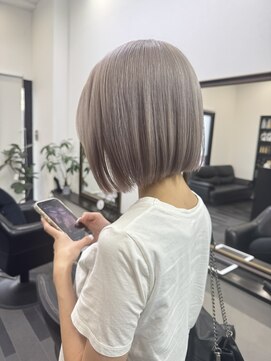 アウラシザーワークス(Aura scissors works) ホワイトグレージュ