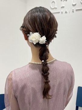 ペロ(pelo) [アレンジ]パール×編み下ろしアレンジ