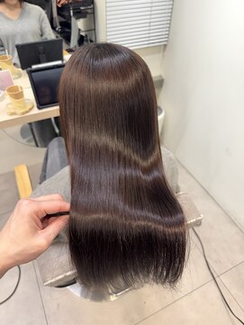 ユニ 江坂(Uni.) 縮毛矯正 髪質改善ストレート 酸性ストレート