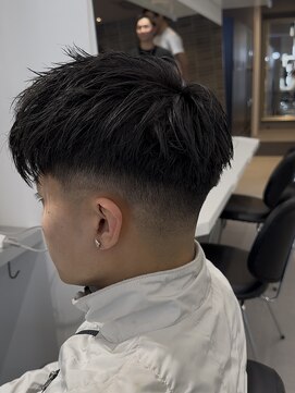 グルーマーズクレッジ 渋谷店(GROOMER/S CREDGE) men's/メンズ/フェザーパーマ/サーフカール/スペインカール/渋谷