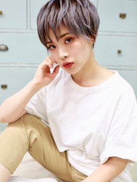 バース(BIRTH) 天神【BIRTH】外ハネセンシュアルショート