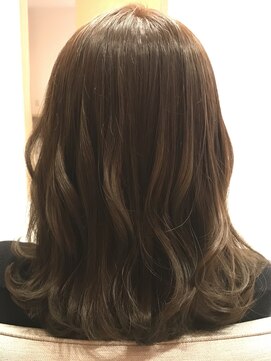ニノヘアー(nino hair) アッシュベージュ