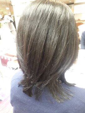 サロンドノア(Salon de NoA) レイヤーカット