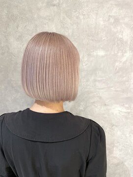 ヘアーアンドメイク ブロッサム 志木南口店(HAIR&MAKE Blossom) ホワイトピンクベージュハイトーンカラーブリーチダブルカラー