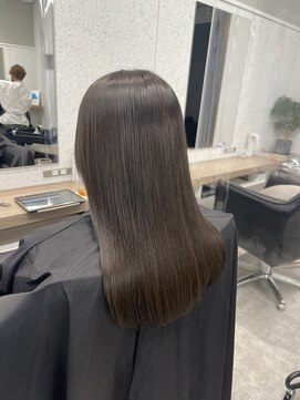 シェル 立川(shell) アッシュベージュ/透明感/大人可愛い