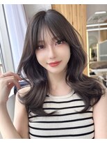 アフロートリノ(AFLOAT Leino)&nbsp;大人可愛いくびれミディアム　レイヤーカット　顔まわり似合わせ