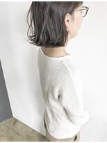 ニド(2do)&nbsp;切りっぱなしボブ&オリーブカラー