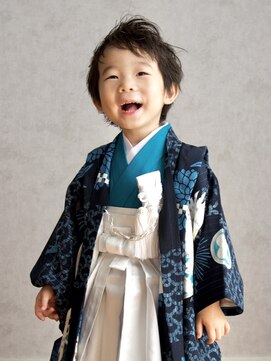 ユイバイラドンナ(Huit by LADONNA) 七五三ヘアセット着付け袴3歳5歳【各務原】