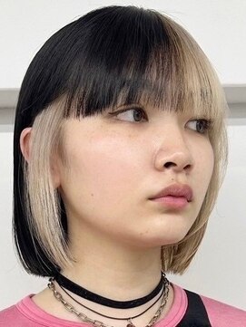 ウィコ 新宿(WICO) two-tone [新宿駅/切りっぱなしボブ/エアリーロング]
