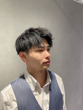 ゼロ 渋谷(XeRo) アップバングショート