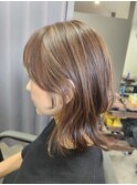 白髪ぼかしハイライト×ミディアム