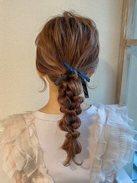 アフロート ディル(AFLOAT D'L) ★結婚式お呼ばれドレスヘア編み込みポニーテールアップスタイル