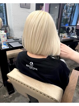 ディーカヘアーセンダイ(Di KA HAIR sendai) 抜きっぱなし/ブロンド/ブリーチ/ケアブリーチ/ボブ/ハイトーン