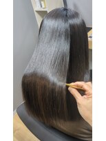 スリーク バイ ロイ 円町本店(sleek by roy)&nbsp;サラサラ髪質改善ストレート