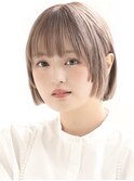 切りっぱなしミニボブショートピンクアッシュベージュ