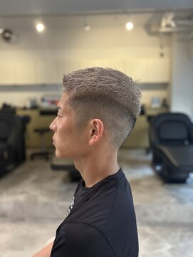 ソイクフ 四条大宮店(SOY-KUFU) 20代30代40代◎似合わせカットハイトーンフェードスタイル