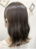 ベージュカラー