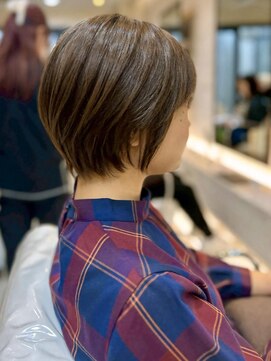 ザビー(THE B) 本八幡×大人ナチュラル×上品ショートボブ