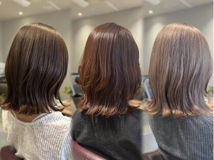 スリー(THREE)の写真