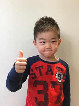 クラン エン バイ ヘッドライト 二子玉川店(clan en. by HEADLIGHT) #キッズカット#親子でclanスパイキーショートブルーブラック