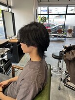 ラッシュヘアエン(Rush hair en)&nbsp;センターパート韓国風ウルフ