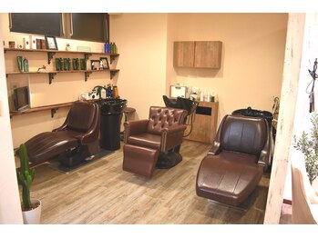 Ｈａｉｒ　Ｍａｋｅ　Ａｓ【ヘアメイクアズ】