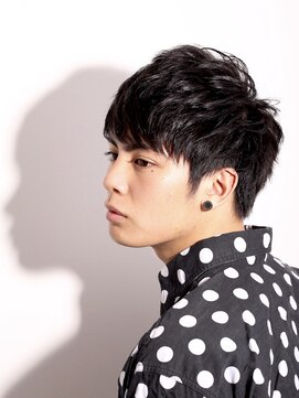 エレメンツ(ELEMENTS) 重めバングのレイヤーショートネープ