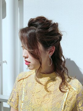 スティードトーキョー(Steed Tokyo) ゆるカワハーフアップ