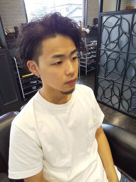 ヒロザバーバー(HIRO THE BARBER) スパイラルパーマ