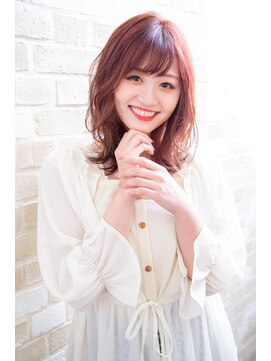 エルサフィロ キタハマ(el zafiro kitahama) 【el zafiro  kitahama】外ハネ　ピンク　ウルフ