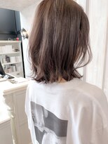 キャアリー(Caary)&nbsp;福山市イルミナカラー人気ラベンダーグレージュcaary外ハネボブ