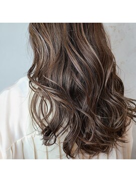 ジーナ 船橋(Zina) オトナ女子ツヤ髪アッシュカラーふんわりミディシースルーバング