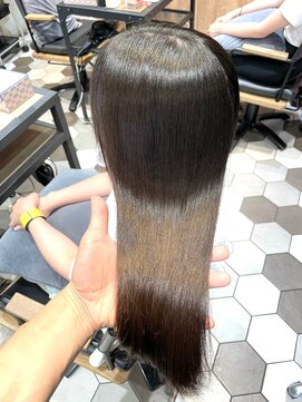 シェノン 武庫之荘(CHAINON) 黒髪/グレージュカラー/ボブウルフ/ココアベージュ/髪質改善