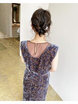 ニド(2do)&nbsp;結婚式お呼ばれシニオンアレンジ