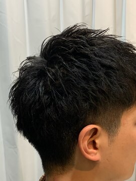 クローバー(CLOVER) 心斎橋　小林広明　ショート　ベリーショート
