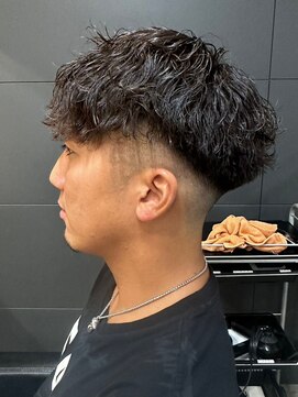 ニアウ 太田店(Niau) ツイストスパイラルパーママッシュメンズパーマ波巻きパーマ