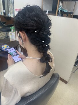ビューティ高田 一番町サロン 編みおろしヘア