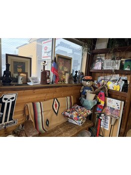 落ち着いたプライベートサロンなのでお子様同伴◎是非親子そろってご来店ください。