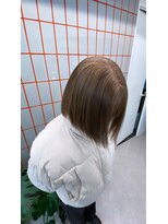 ペレ 渋谷(PELE)&nbsp;イメチェン/ホワイトブロンド/外ハネボブ/美髪/渋谷