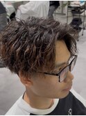 四日市スペインカールツイストパーマフェードフリンジカット強め