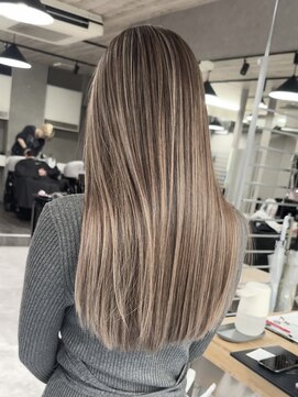 レディアル 大宮(REDEAL ope.) 【ハイライト】ベージュハイライトバレイヤージュ