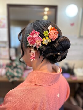 サロンドミナ(SALON DE MINA) カチモリヘアー
