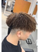 ルースト 南堀江店(ROOST)&nbsp;刈り上げセンターパート/波巻きツイストスパイラル/南堀江