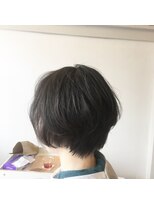 カタチヘアー(HAIR)&nbsp;。。。。。。。。動き。。。ショートボブ。。。カタチ。。。