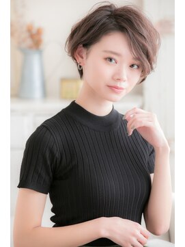 リトル ポルト 三宮(little×PORTO) ボーイッシュになりすぎない、ひし形ショート