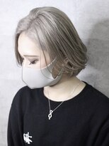 ディア(.eer)&nbsp;【.eer/ディア】艶ハイトーン×ホワイトグレージュ/担当：中山