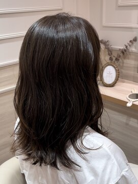 アンド ラ ブランシュ(&.La Blanche) 美髪のススメ/ネビージュ/ホワイトグレージュ/こなれミディ/大宮