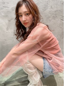 ベア(Bea) ウェービーヘア