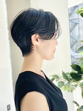 ハルキミナトジャパン オオミヤ(HARUKI MINATO Japan OMIYA) 大人くびれショート